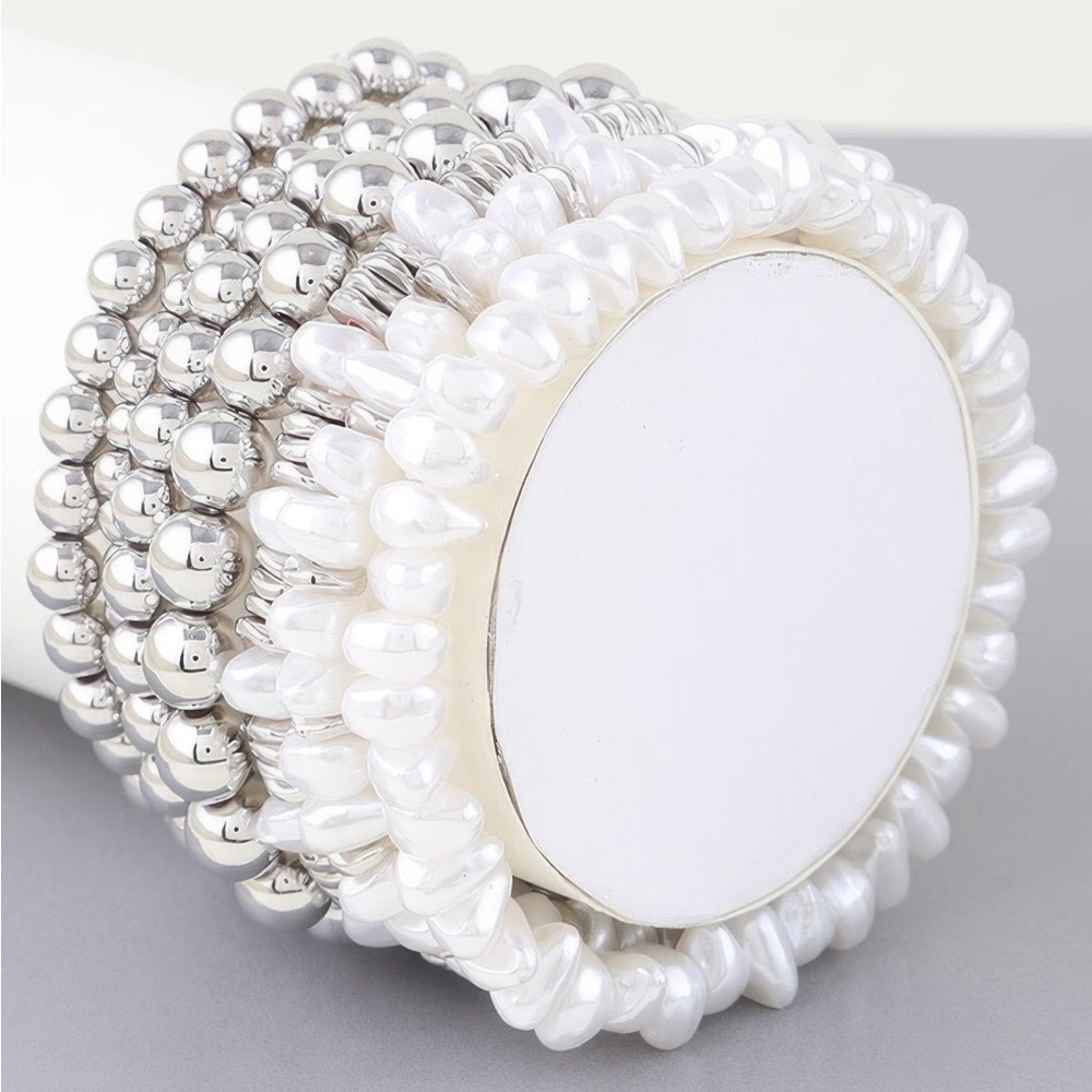 Multi Pearl Beaded Bracelet